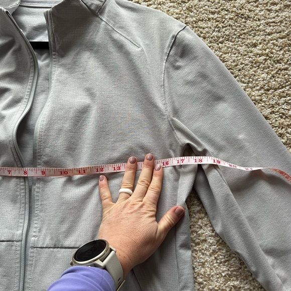 Lululemon Jacket Airing Easy Bomber Mens Small M Gray Full Zip Swift Mesh - Picture 8 of 9
